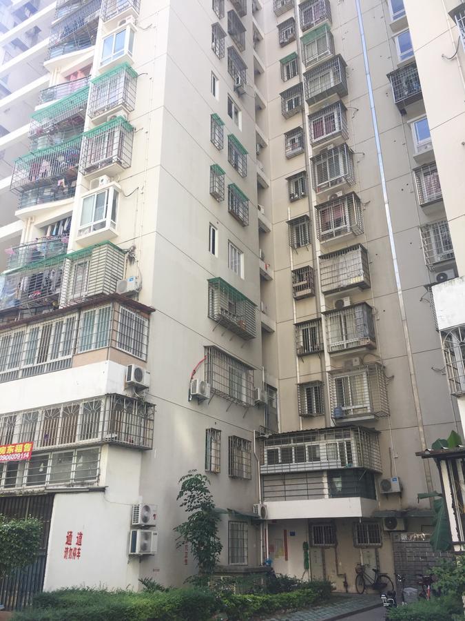 Train Station Wucun Dongping Mountain Two Bedroom Apartment 샤먼 외부 사진